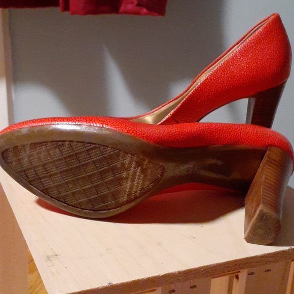 Shoes - Picture 3 of 3